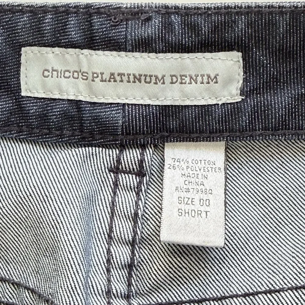 Chicos Jeans Size 00 Short (US 2) Platinum Denim Dark Wash Straight Leg Classic